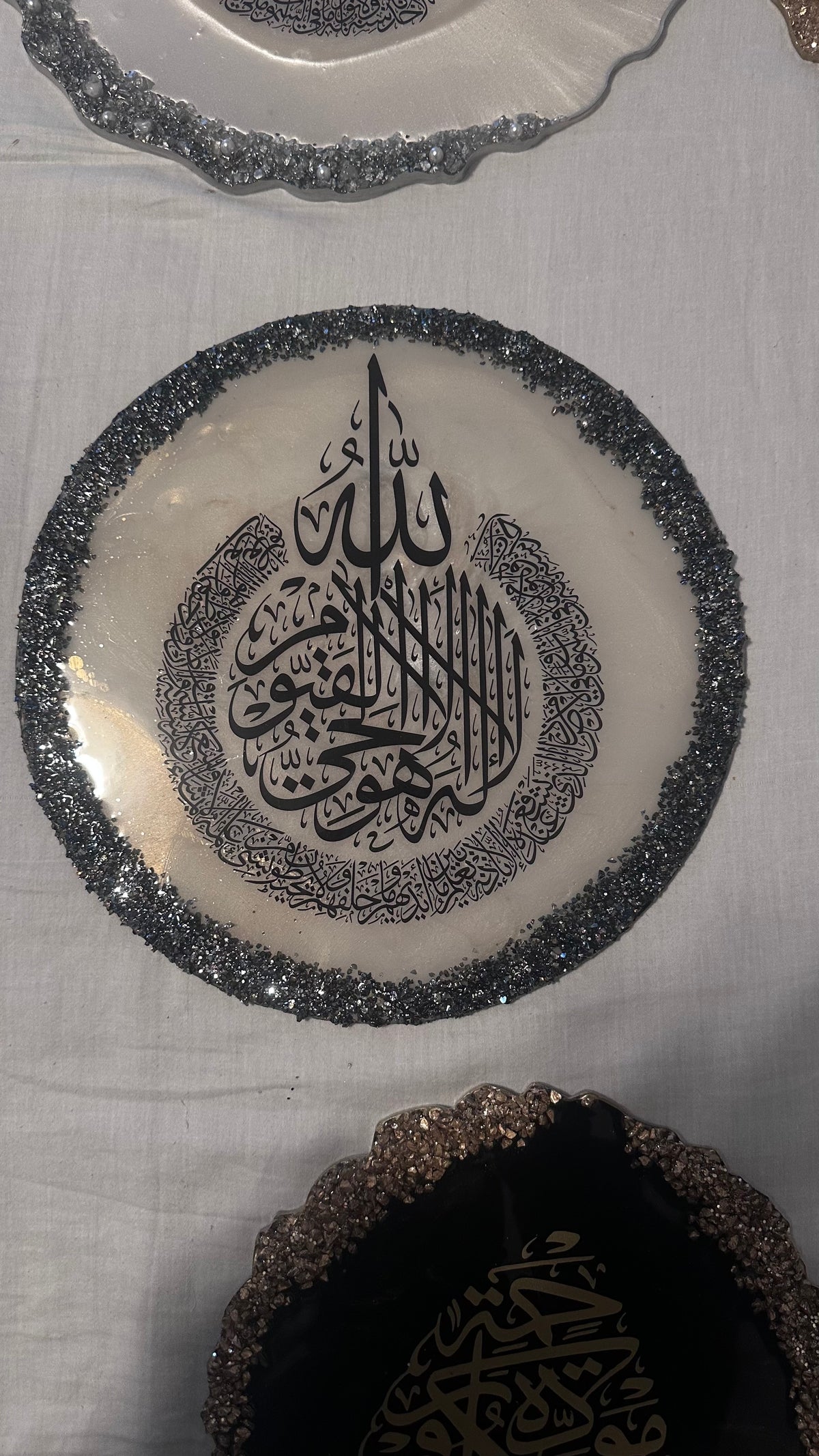 Elegant Ayatul Kursi Islamic Resin Wall & Table Decor – Gold & White Handmade Quranic Art - 12 inch